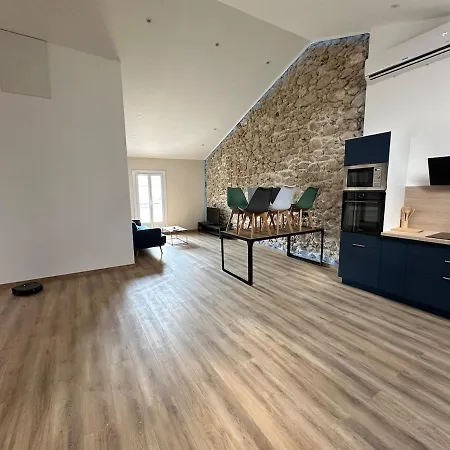 شقة Large Renovated In The Heart Of *